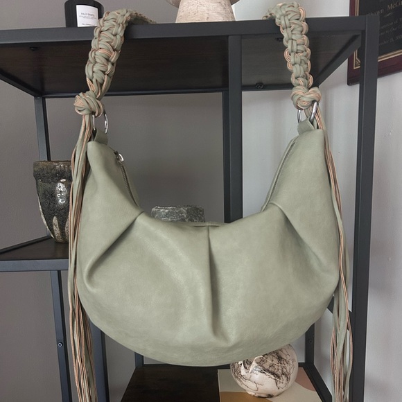 Holzweiler Cocoon Big Bag Green Fringe NWOT Anthropologie Boho - Picture 7 of 14